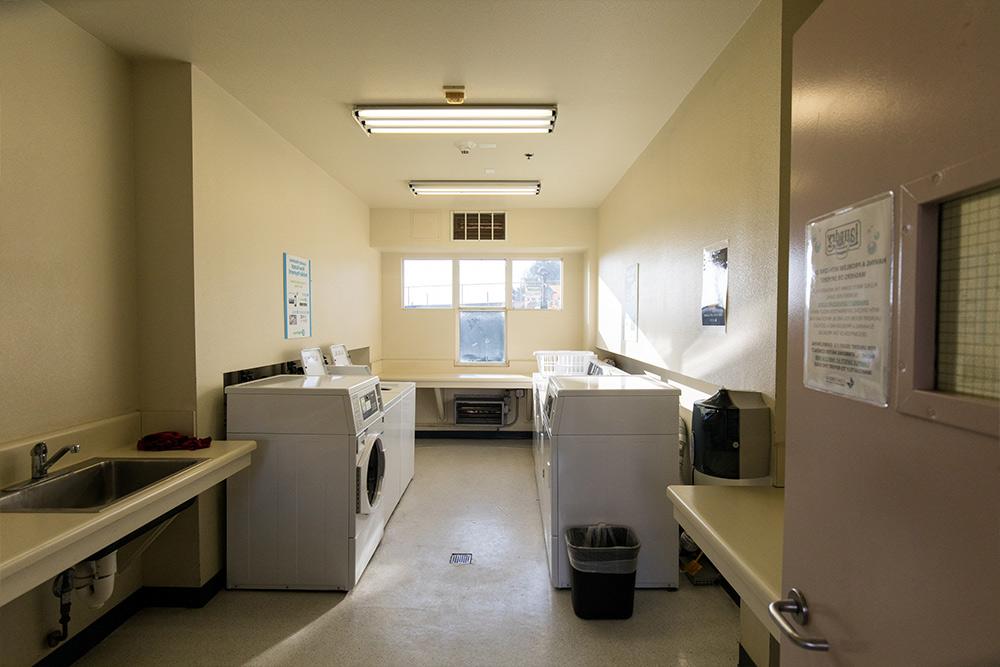 The Laundry Room at 气ρ dorms